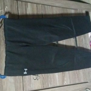 Black youth extra large under armor stretch pants